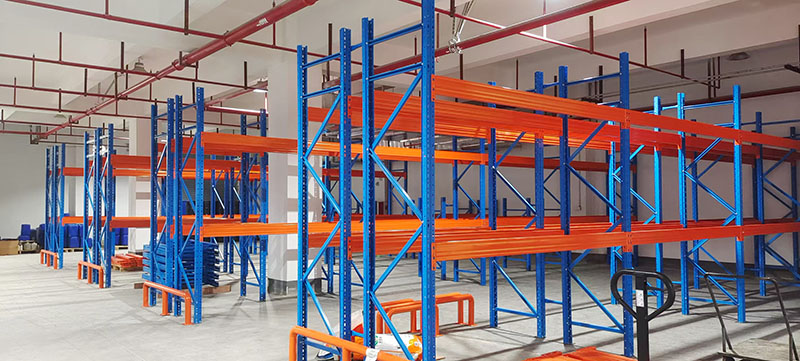 Say goodbye to insufficient warehouse space! Reasonably planning heavy-duty shelves, storage space skyrockets!